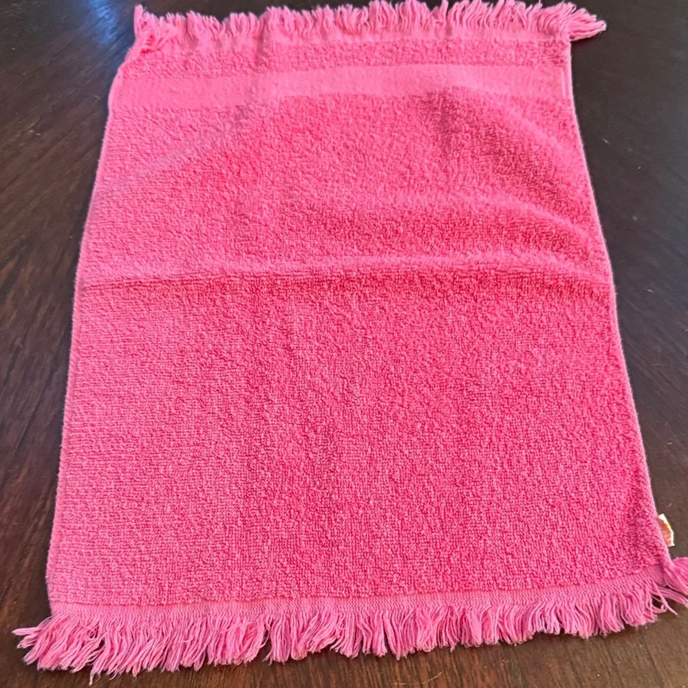 VTG CALLAWAY Pink and Floral Hand Towels